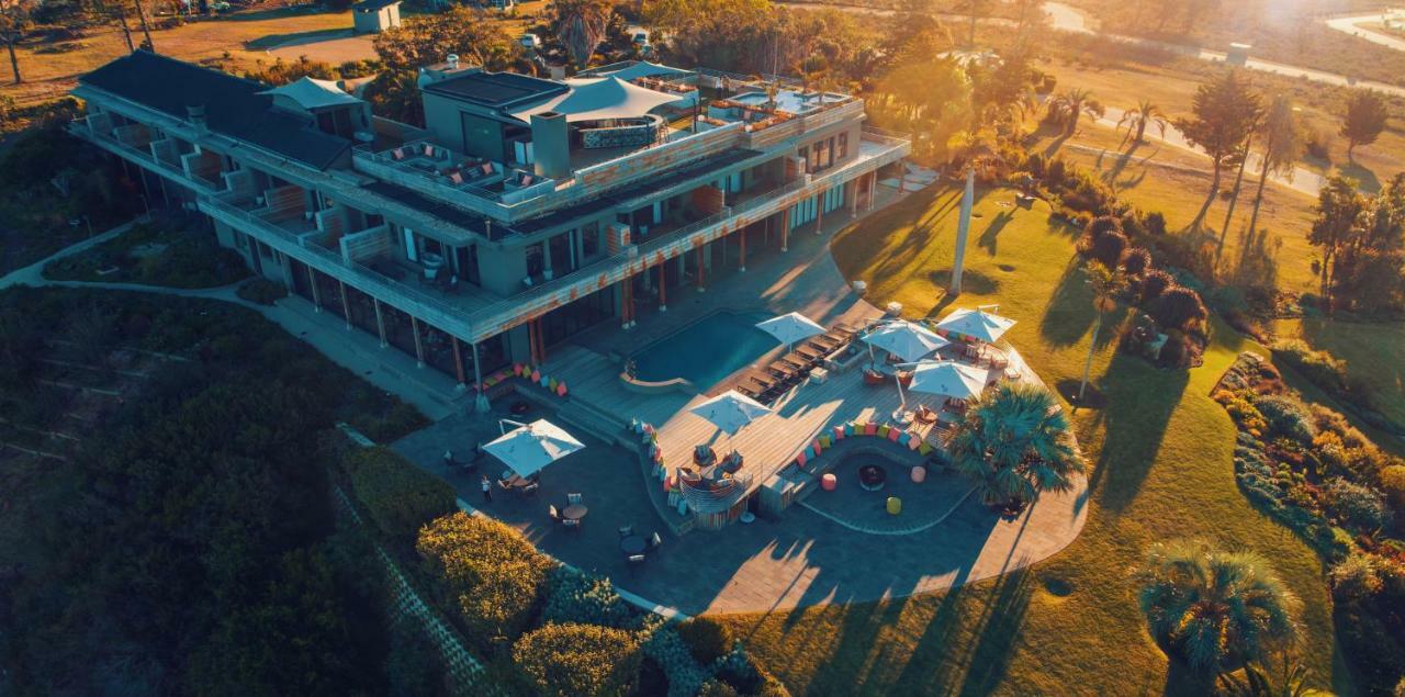 스카이 빌라 부티크 호텔 플레튼버그 베이 외부 사진 Aerial view of the hotel